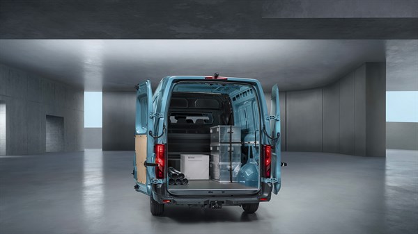 volume de chargement préservé jusqu'à 8 m3 - Cabine approfondie - Renault Master