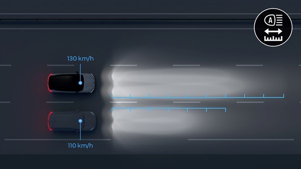 Renault Megane E-Tech électrique - feux LED Adaptive Vision (avec fonction anti-brouillard intégrée)