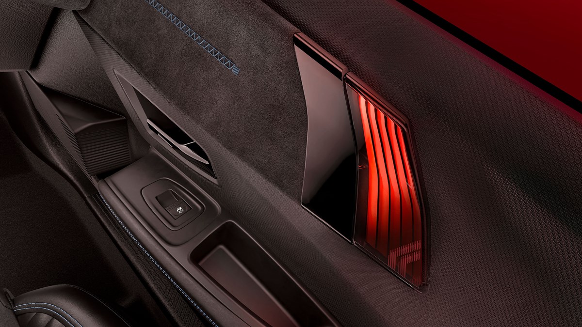 ambiance lumineuse inédite - Renault Clio